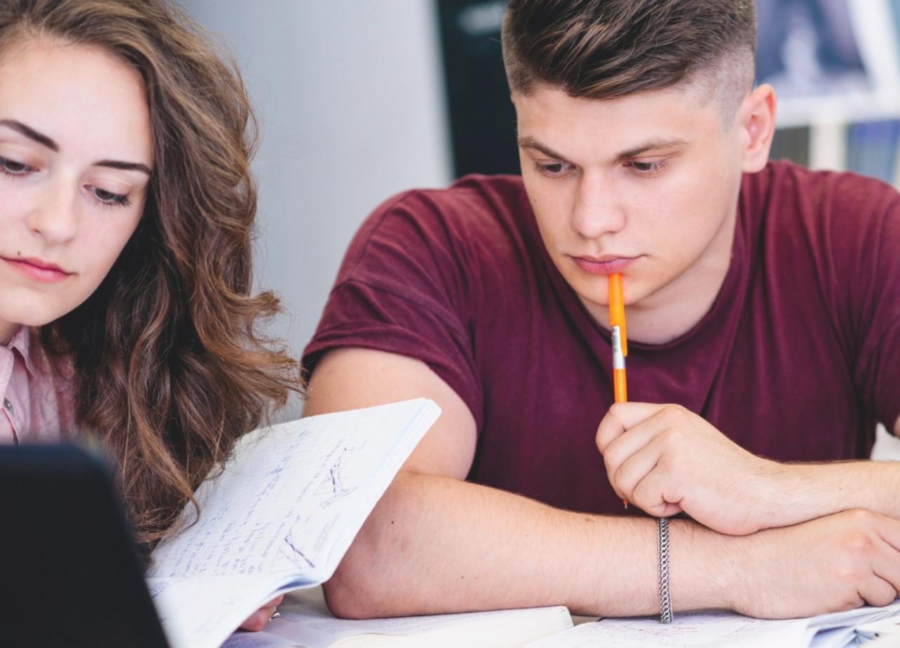 Professionelle Finanzberatung und Ausgabenverfolgung